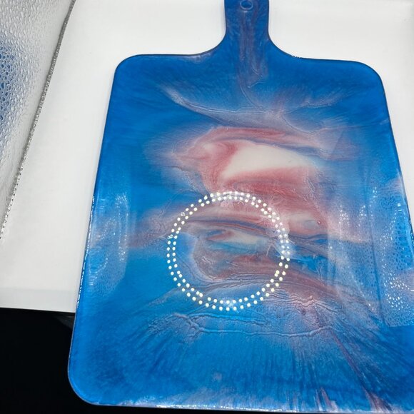 Ocean Swirl Resin Plate & Serving Board Set – Handmade Epoxy Art in Blue and Pin - Picture 7 of 8